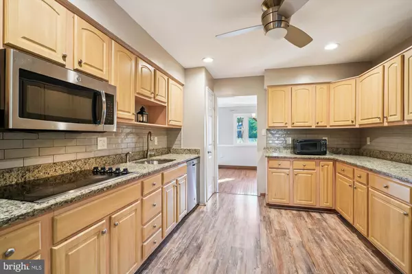 Woodbridge, VA 22193,5555 NEDDLETON AVE