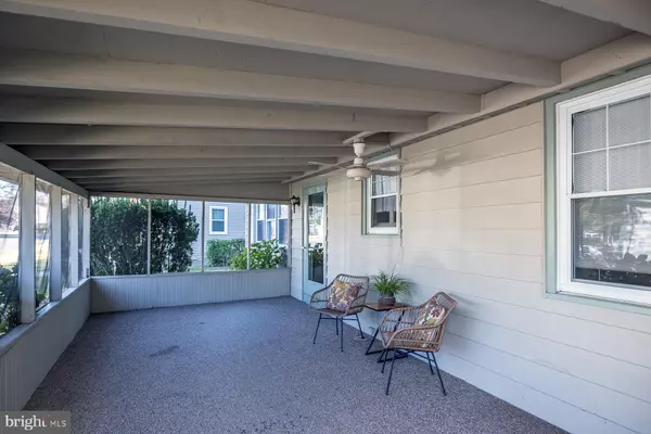 Oaklyn, NJ 08107,412 W CEDAR AVE