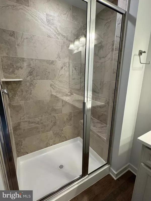 Martinsburg, WV 25403,110 BARRIER REEF DR