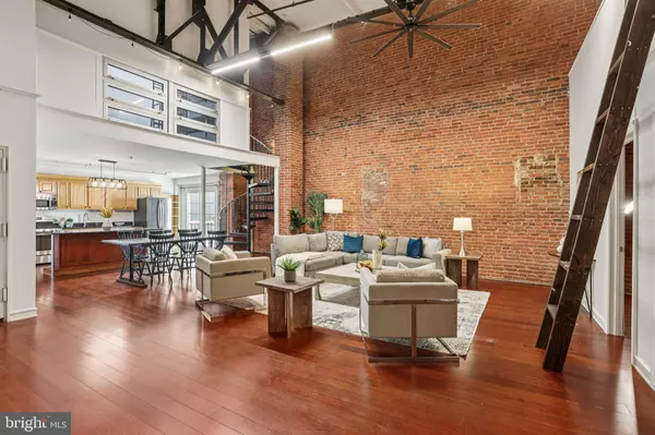 Philadelphia, PA 19123,810 N HANCOCK ST #011