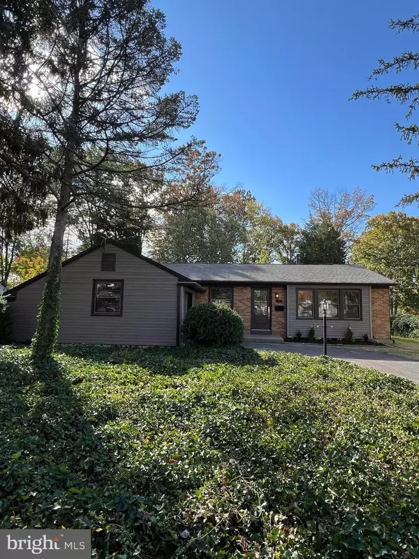 Blackwood, NJ 08012,1015 MERRYMOUNT AVE S