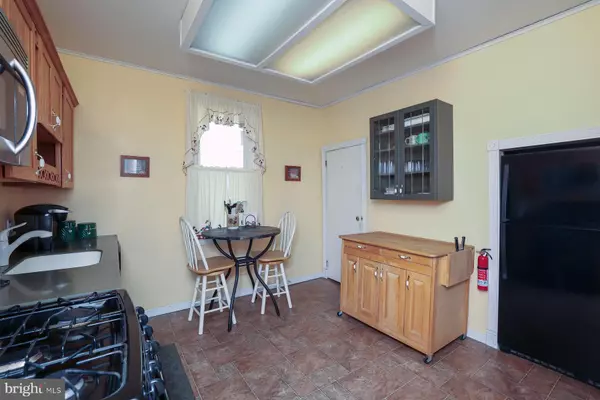 Collingswood, NJ 08108,211 HARVARD AVE