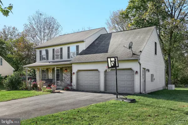 Lancaster, PA 17602,214 HOLLY LN
