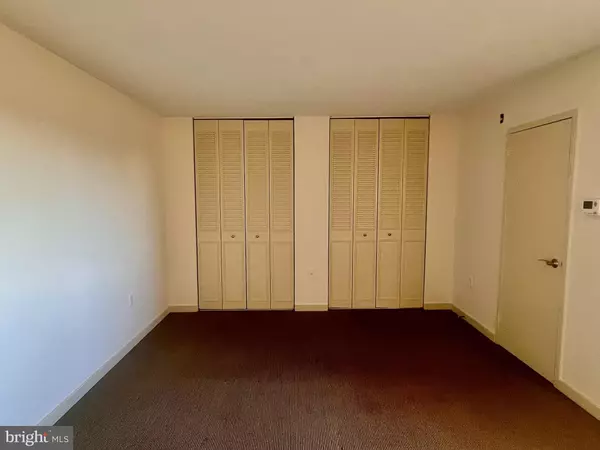 Takoma Park, MD 20912,7333 NEW HAMPSHIRE AVE #816 S