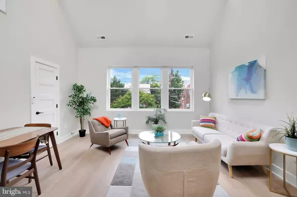 Washington, DC 20017,4019 9TH ST NE #1