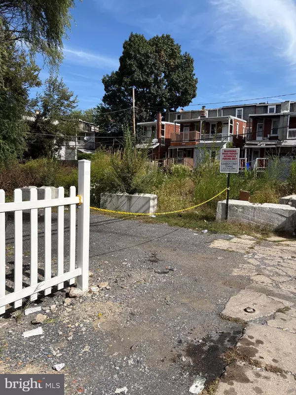 Harrisburg, PA 17104,1612 ZARKER ST