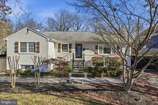 2107 VIRGINIA AVE, Mclean, VA 22101