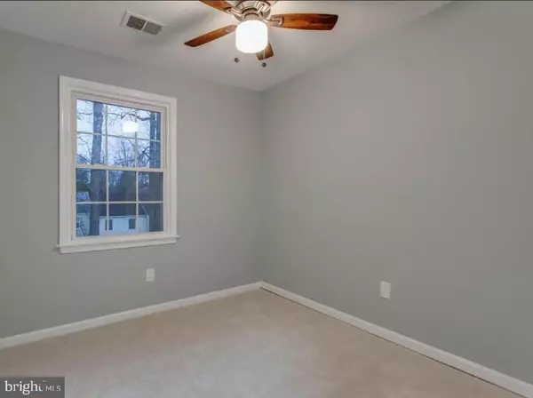 Burke, VA 22015,9523 CHERRY OAK CT