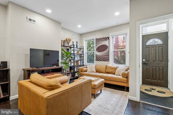 Philadelphia, PA 19145,1836 S HICKS ST