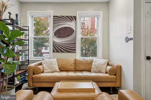 Philadelphia, PA 19145,1836 S HICKS ST