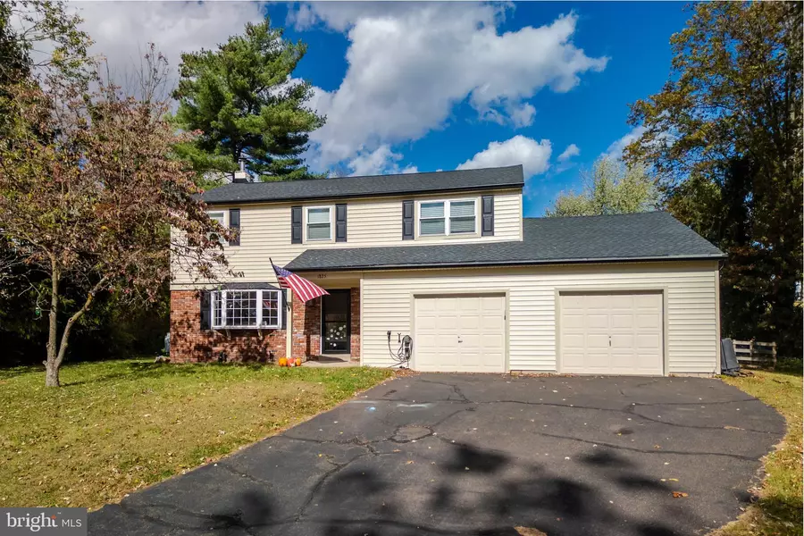 1825 FLINTLOCK CIR, Lansdale, PA 19446