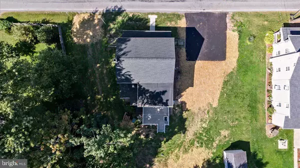 Alburtis, PA 18011,8312 MERTZTOWN RD