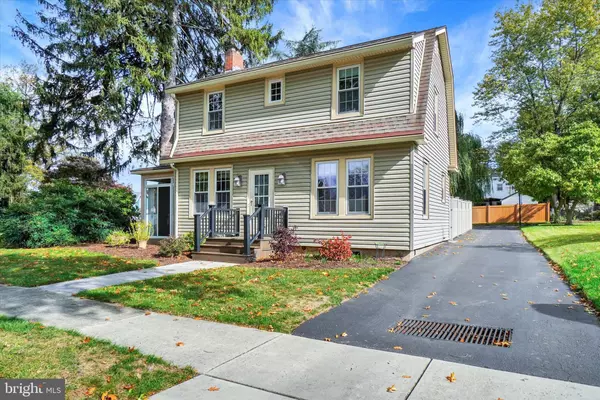 105 PINEHURST RD, York, PA 17402