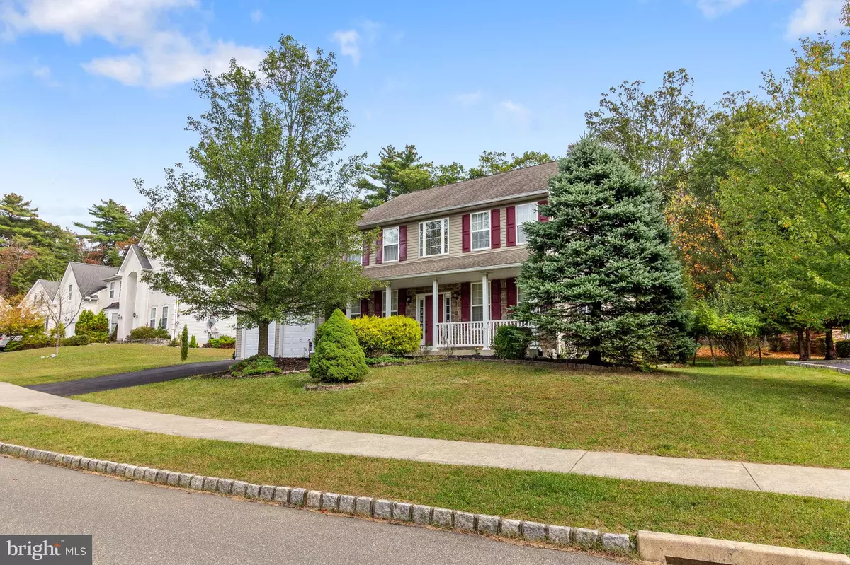 East Stroudsburg, PA 18301,106 DAFFODIL DR