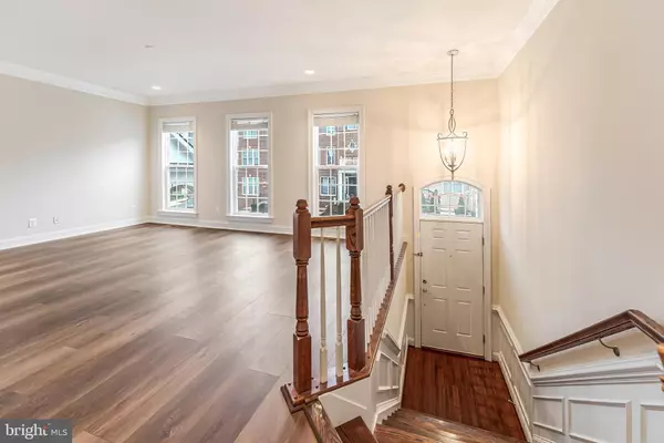 Ashburn, VA 20147,20619 ERSKINE TER