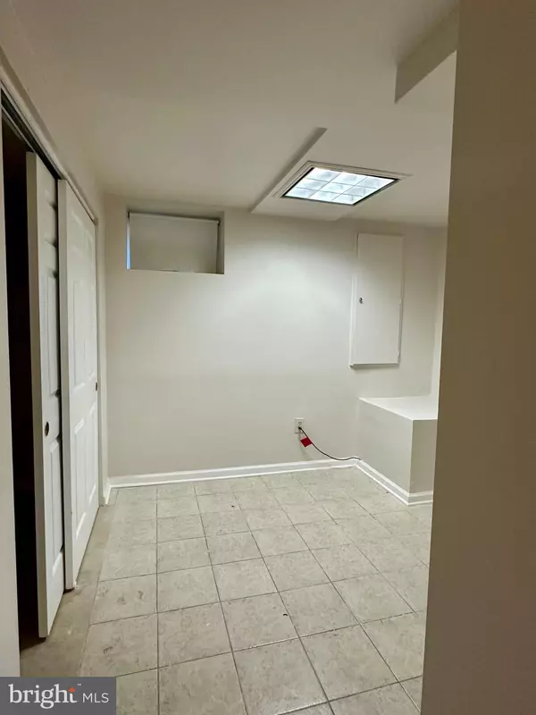 Hyattsville, MD 20783,7002 21ST AVE