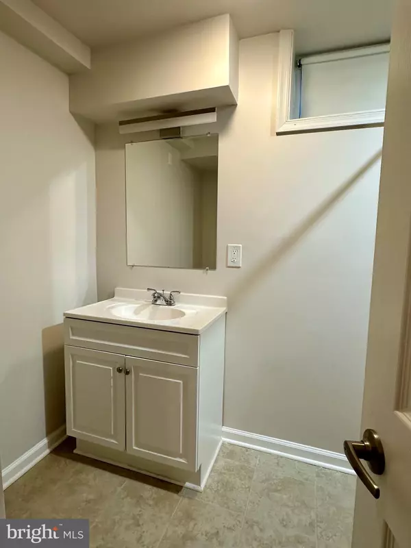 Hyattsville, MD 20783,7002 21ST AVE