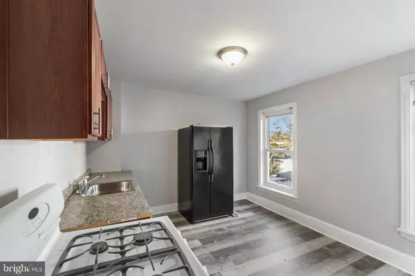 Chester, PA 19013,408 HIGHLAND AVE