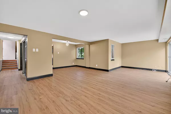 Gaithersburg, MD 20886,10116 LITTLE POND PL #10116