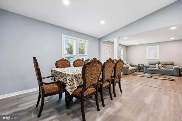 Gaithersburg, MD 20877,8313 SHADY SPRING DR