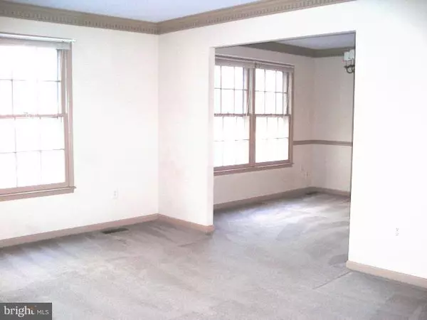 Springfield, VA 22153,9518 HUNT SQUARE CT