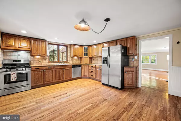 Media, PA 19063,810 CRUM CREEK RD