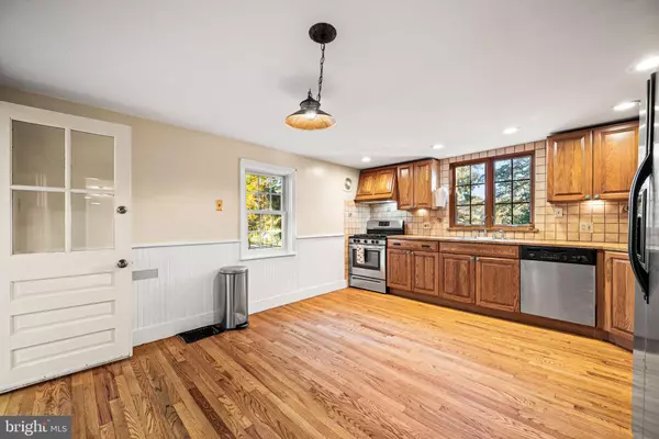 Media, PA 19063,810 CRUM CREEK RD