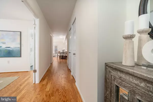 Washington, DC 20016,3806 PORTER ST NW #101