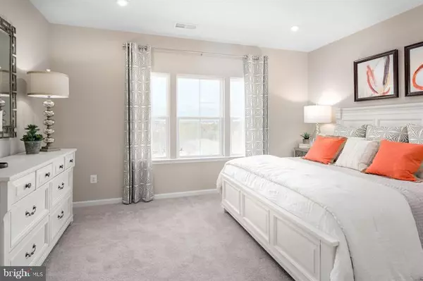 Brooklyn Park, MD 21225,5907 YATES CT