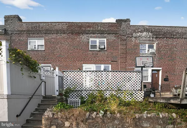 Upper Darby, PA 19082,558 SNOWDEN RD