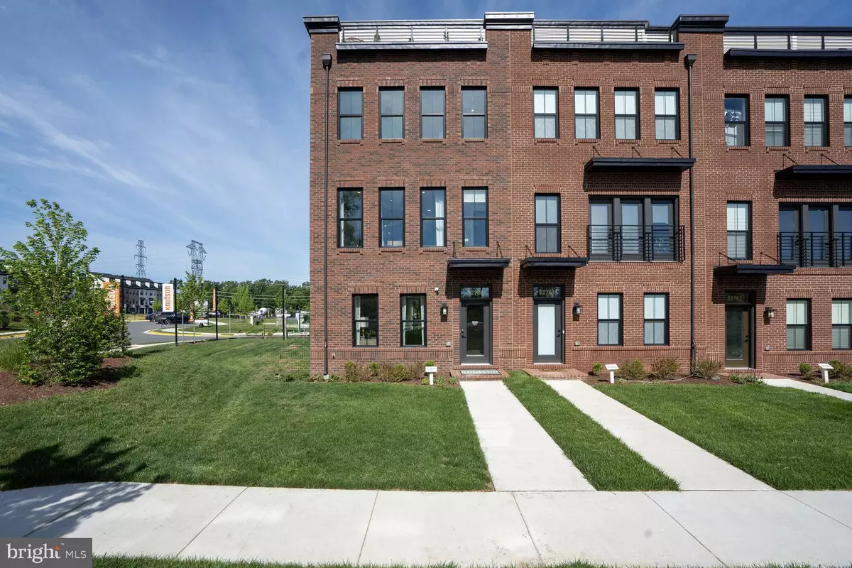 Ashburn, VA 20148,42120 HAZEL GROVE TERRACE