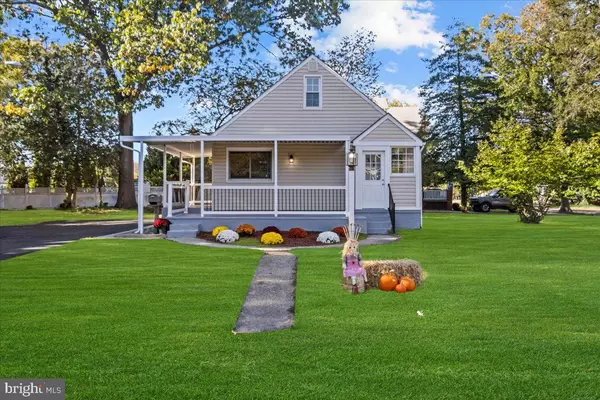 Sewell, NJ 08080,851 TRENTON AVE