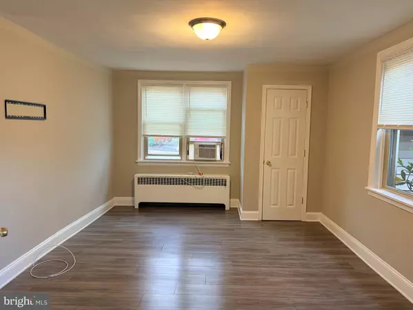 Willow Grove, PA 19090,1017 N YORK RD