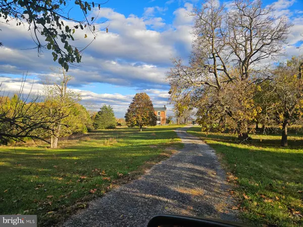 Middletown, VA 22645,6519 VALLEY PIKE