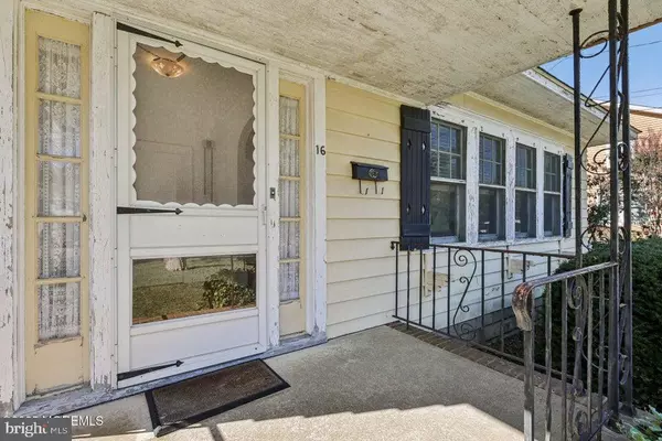 Toms River, NJ 08753,16 DICKINSON AVE