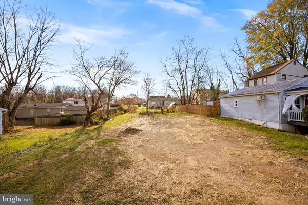 Ranson, WV 25438,406 E 11TH AVE