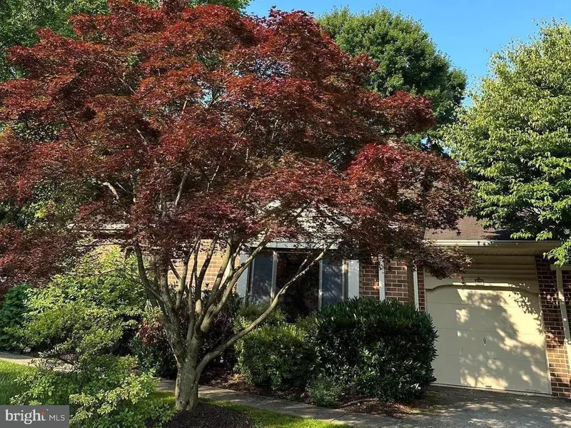 301 HANOVER CT, Chesterbrook, PA 19087