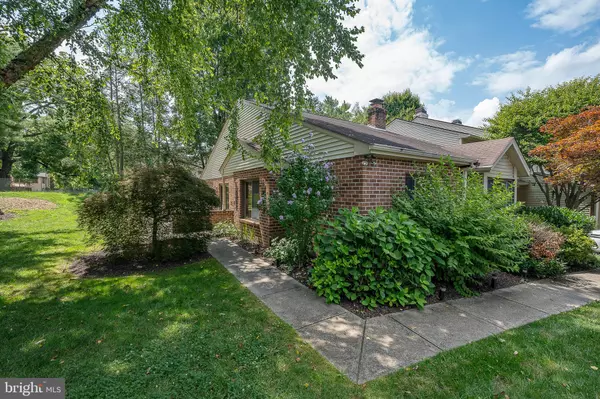 Chesterbrook, PA 19087,301 HANOVER CT