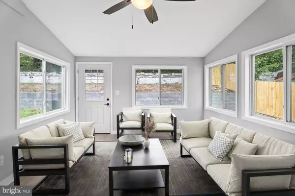 Alexandria, VA 22310,5822 BROOKVIEW DR