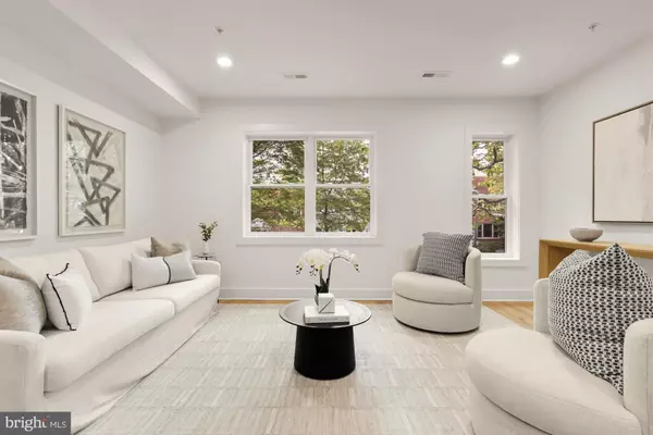 Washington, DC 20002,1325 ORREN ST NE #D