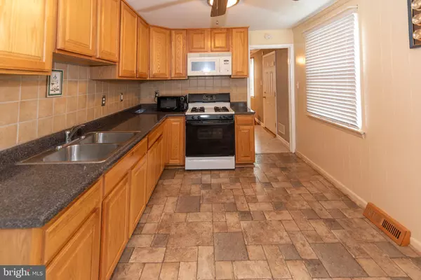 Baltimore, MD 21222,3413 YARDLEY DR