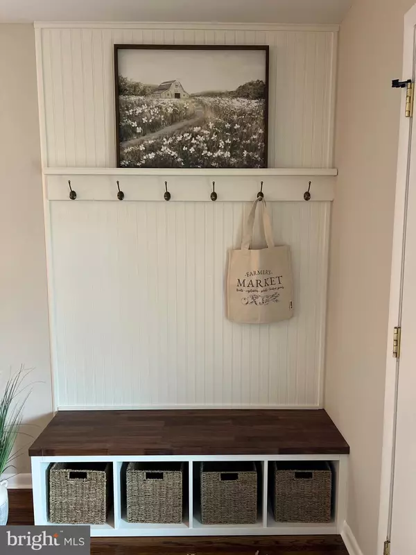 Hammonton, NJ 08037,151 ELMTOWNE BLVD