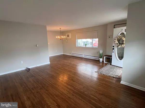 Hammonton, NJ 08037,151 ELMTOWNE BLVD