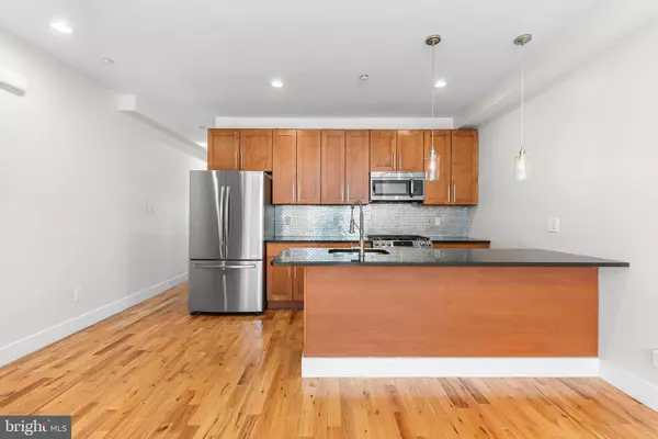 Philadelphia, PA 19130,1607-00 BROWN ST #1