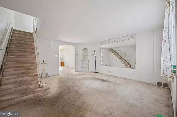 Philadelphia, PA 19149,7017 CALVERT ST