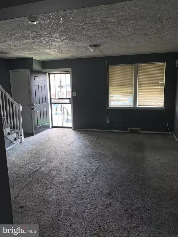 Baltimore, MD 21216,929 N ROSEDALE ST