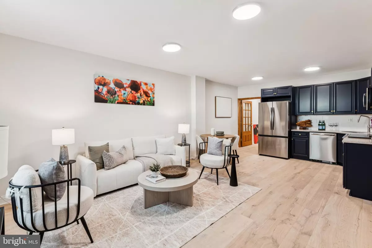 Philadelphia, PA 19125,2504 E YORK ST