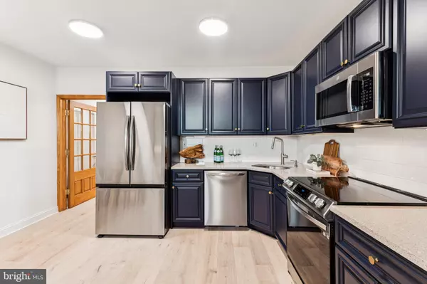 Philadelphia, PA 19125,2504 E YORK ST