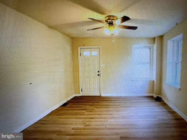 Beverly, NJ 08010,617 3RD ST