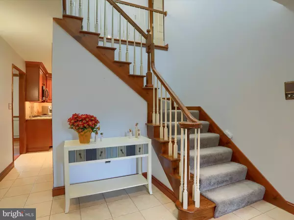 Harrisburg, PA 17112,4419 CARRINGTON CT